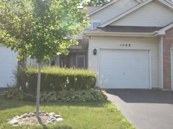 1548 Darien Lake Dr, Darien, IL 60561