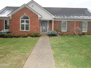 9911 Spring Ridge Dr, Louisville, KY 40223