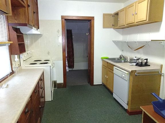 4th image of 315 Lincoln Park Blvd