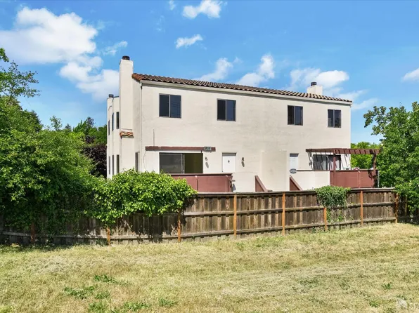 1703 Dalessi Dr, Pinole, CA 94564