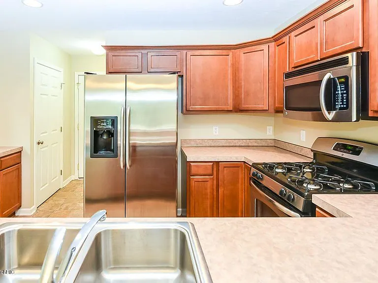 3077 Ledgestone Pl NE #4 — Photo 6