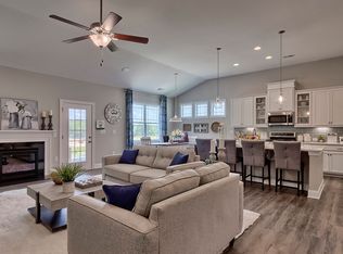 8340 Acadia Pkwy, Sherrills Ford, NC 28673