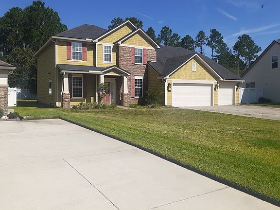 3rd image of 429 Wilton Ct
