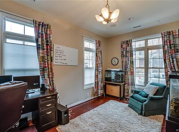 5th image of 2425 Liesfeld Pkwy #2425