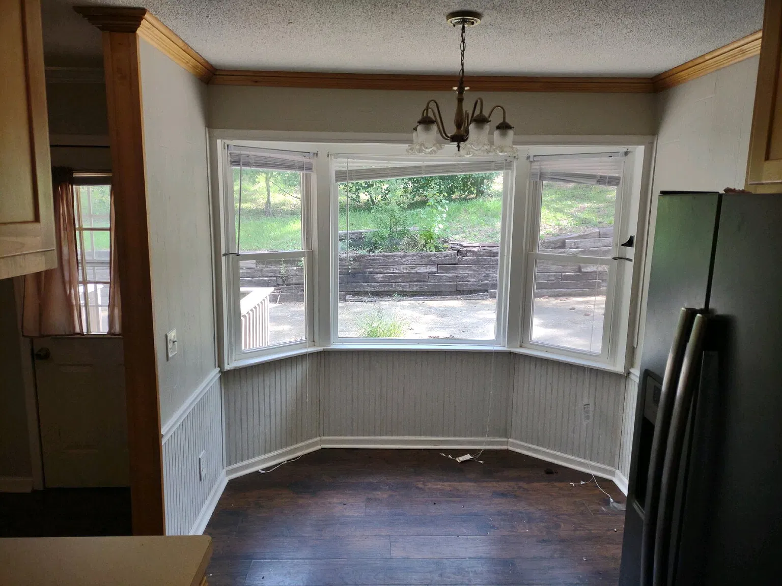 3 bed, 2.0 bath, 1218 sqft, $1,250 — Photo 4