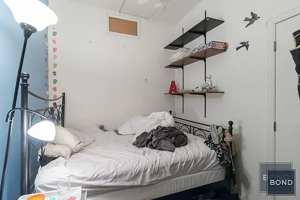 Rented by Bond New York | media 14