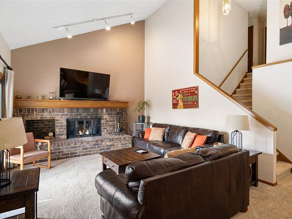 1st image of 4680 Camelot Dr #23