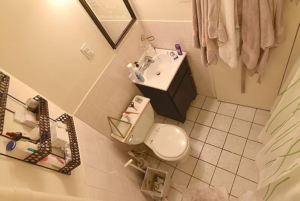 Rented by J Misrahi Realty Corp | media 17