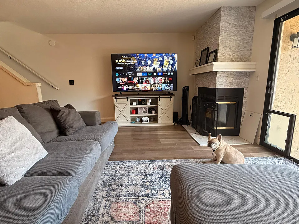 Peppermill Cir