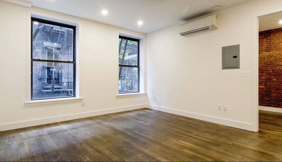 1st image of 292 Elizabeth St APT 1R