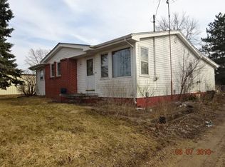 30991 Holly Rd, Sterling, IL 61081