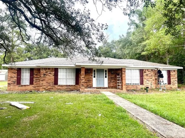 7650 Harbor Dr, Irvington, AL 36544