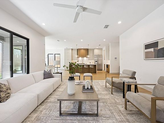 4th image of 1209 Willard St