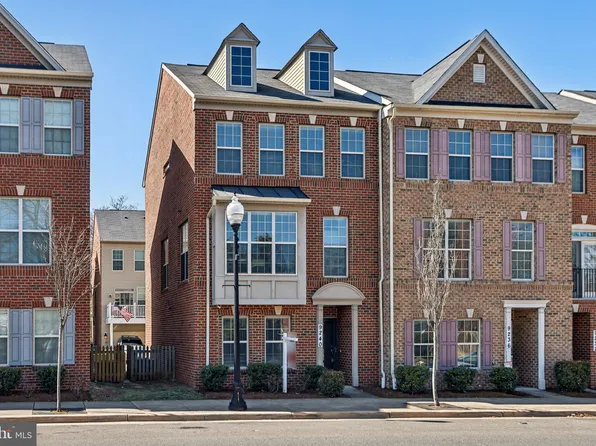 9240 Prescott Ave, Manassas, VA 20110