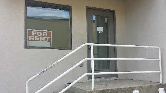 1st image of 2752 Grand Ave