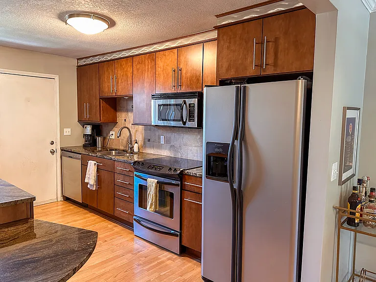 4618 Holly St #6 — Photo 12