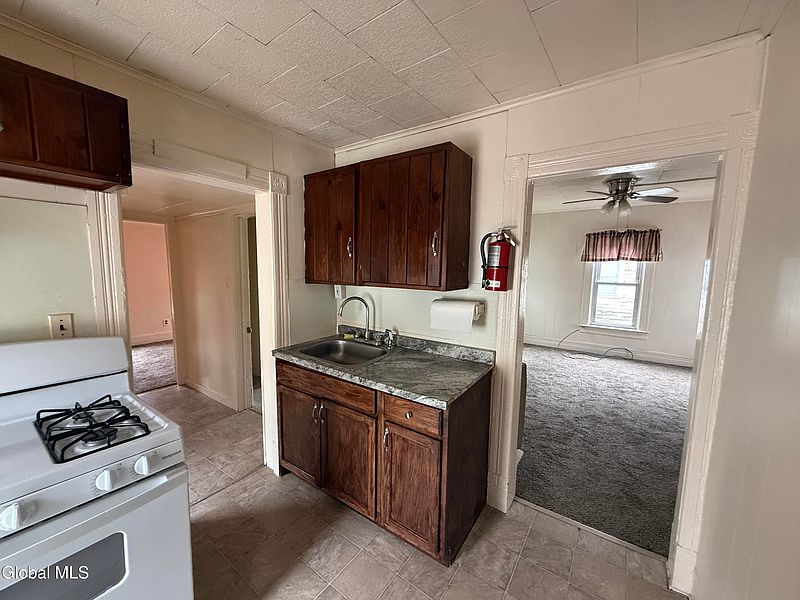 2nd image of 208 Maple Street