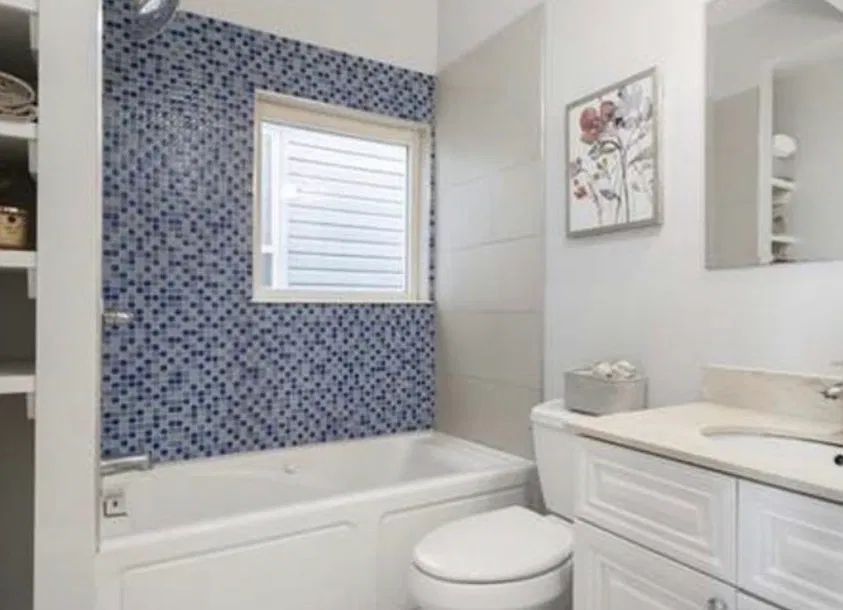 2 bed, 1090 sqft, $3,900 — Photo 2