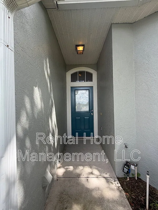 2 bed, 2.0 bath, 1124 sqft, $2,095 — Photo 2
