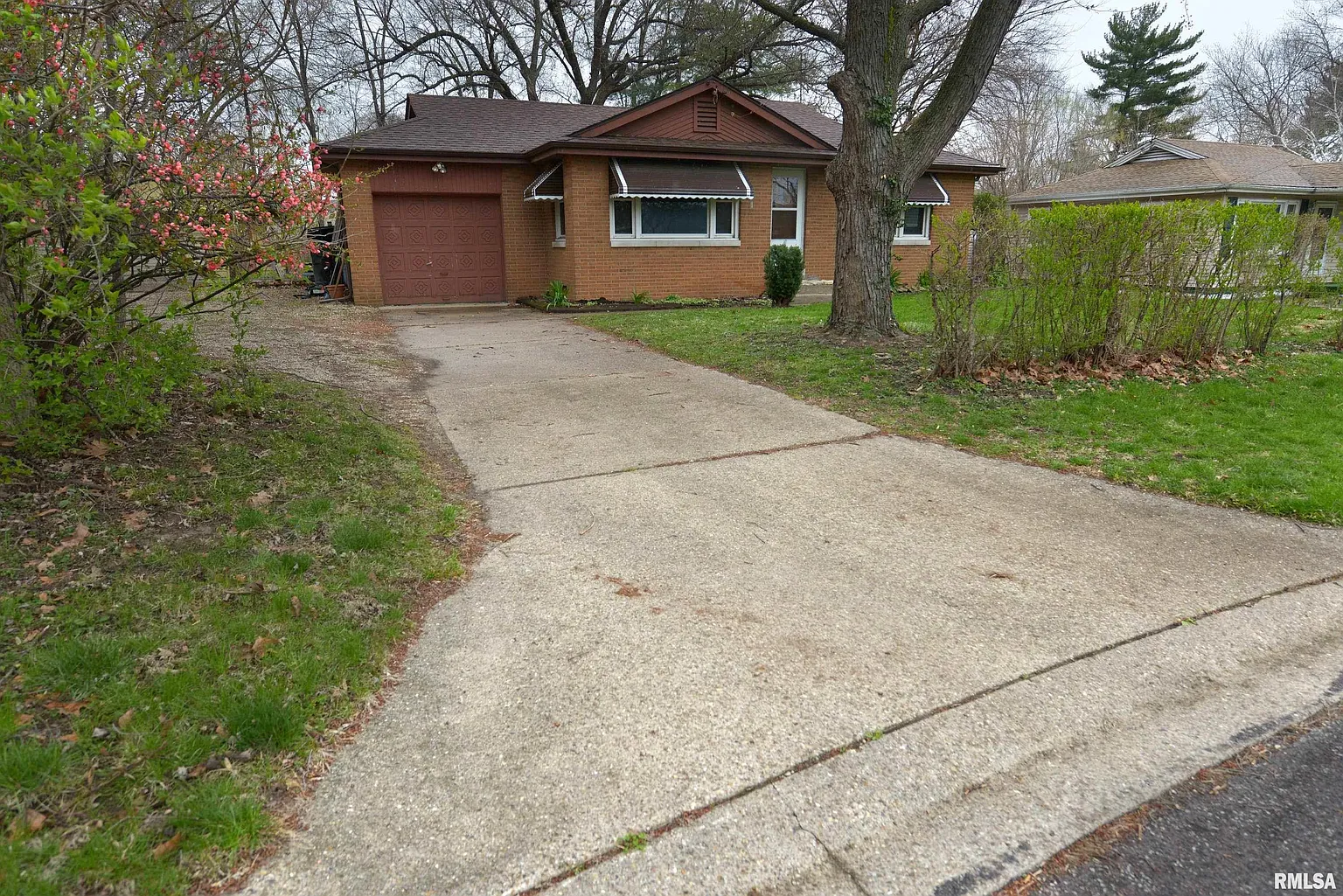 109 Allison St photo 1