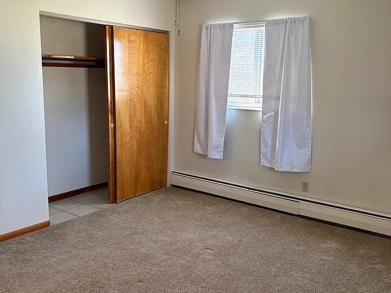 148 Applegrove St NE #2 — Photo 5