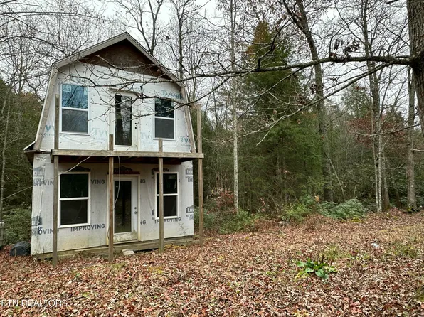 230 Northwood Dr, Jamestown, TN 38556