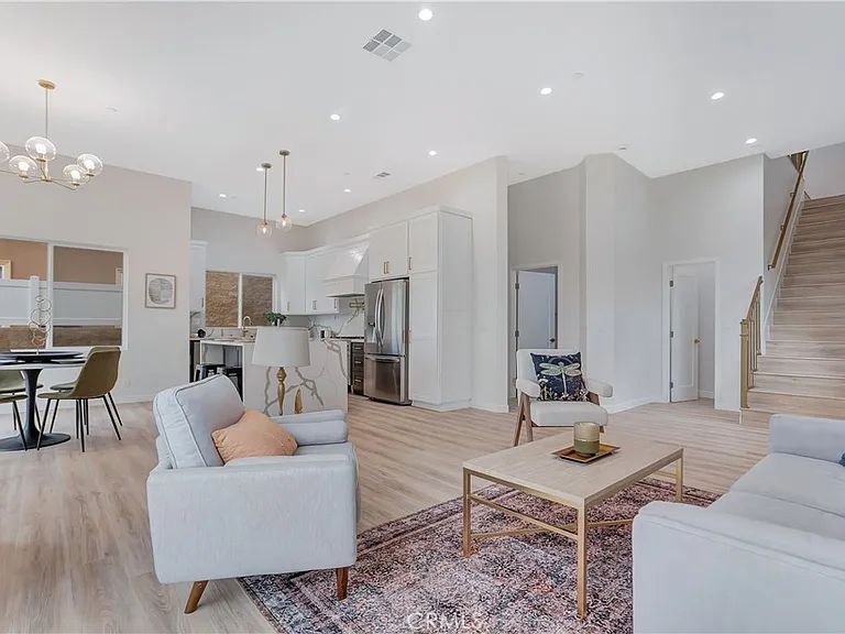 12515 Haleh Ln — Photo 17