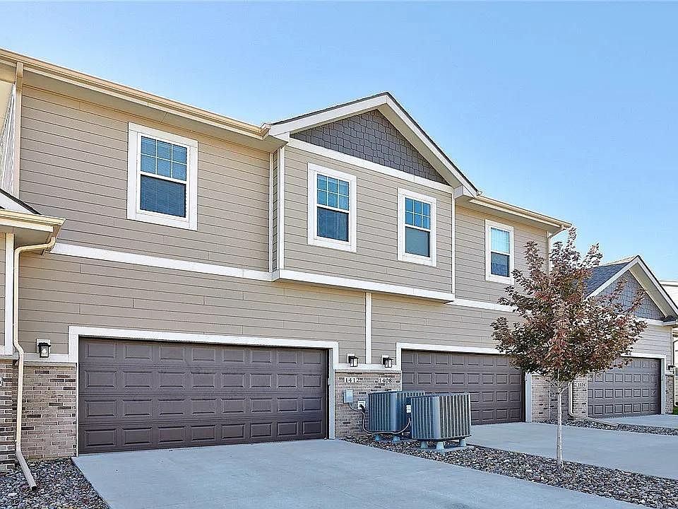 1st image of 1412 SW Campus Ln