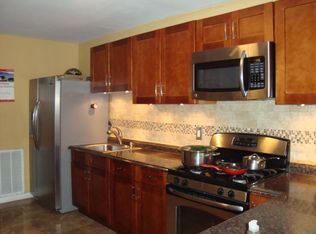 131 Clerk St, Jersey City, NJ 07305