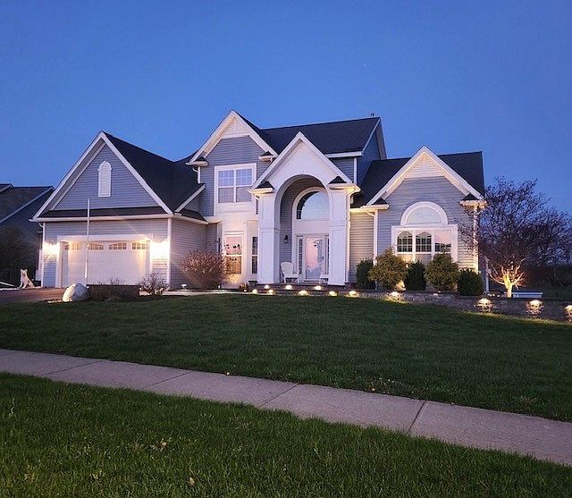 1st image of 35 Longton Pl