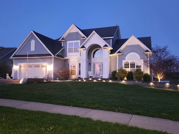 35 Longton Pl, West Henrietta, NY 14586