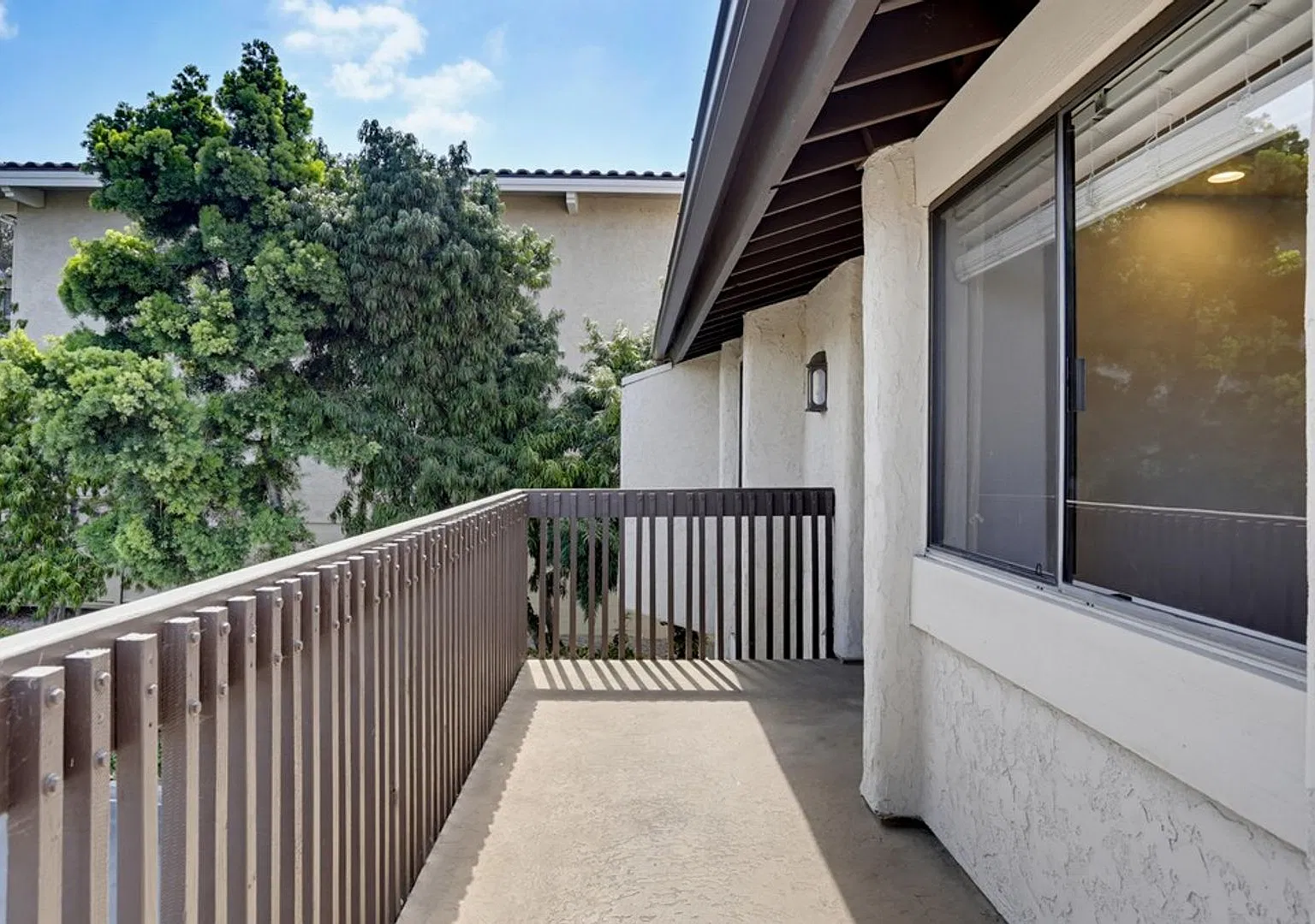 Beautiful Spacious Condo with Panoramic Views of the La Costa Golf Course — Photo 4