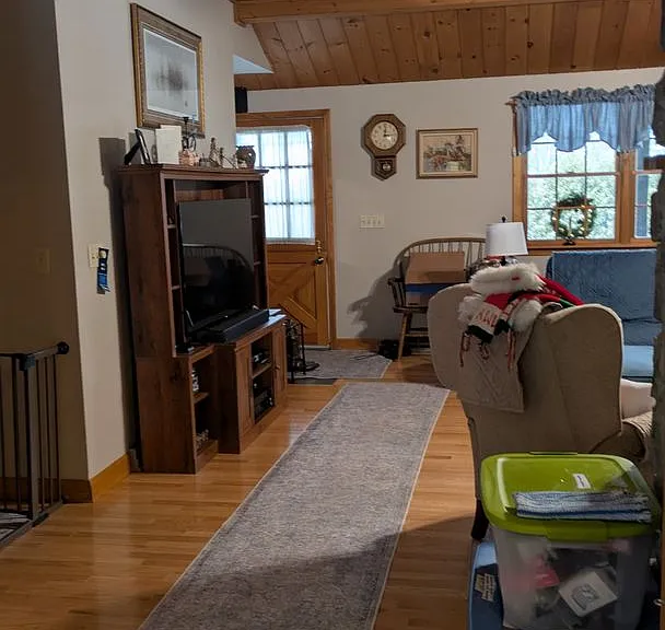 421 Oakhill Ave — Photo 12