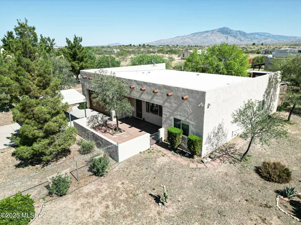 3138 W Green Park Dr, Benson, AZ 85602