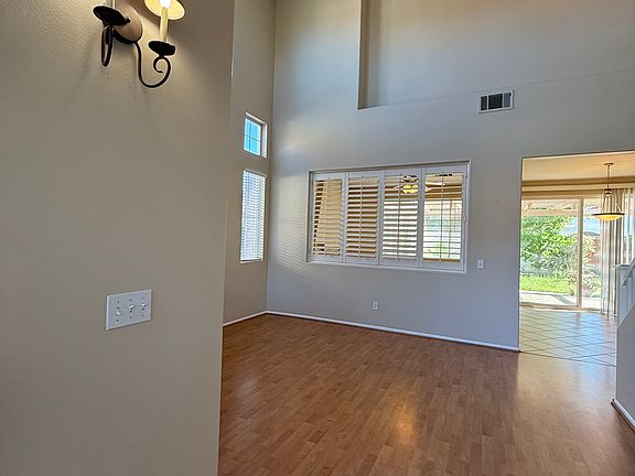 3rd image of 32551 Bergamo Ct