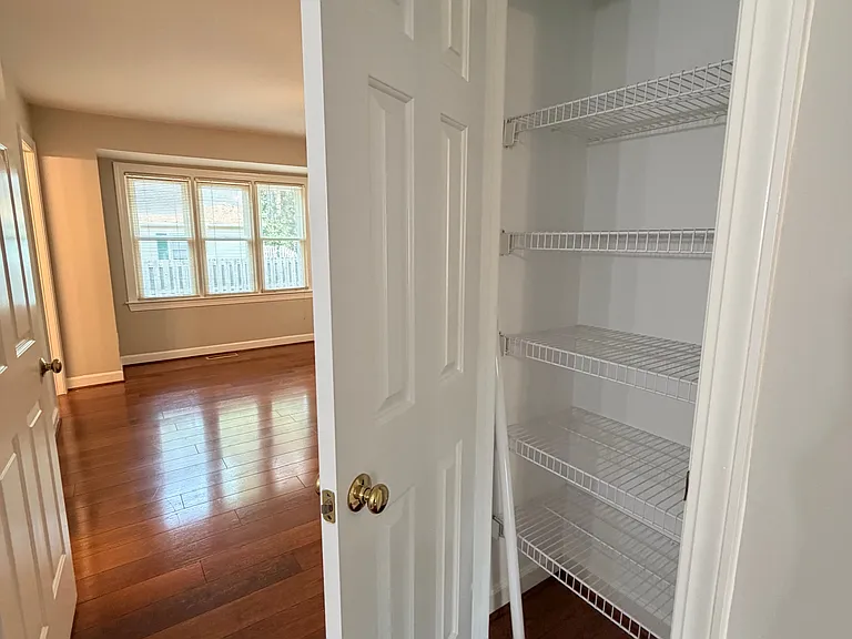 351 S Cherry St — Photo 14