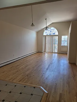 Rented by Elite Team Realty LLC | media 2