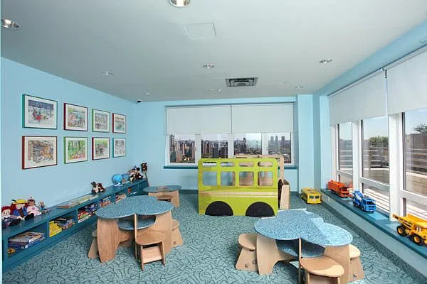Rented by Town Residential | media 27