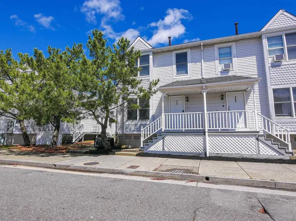 127 N Rhode Island Ave, Atlantic City, NJ 08401