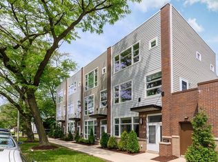 1849 N Saint Louis Ave, Chicago, IL 60647