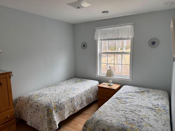 70 Maple Grove Rd, Inverness, NS B0E 2W0