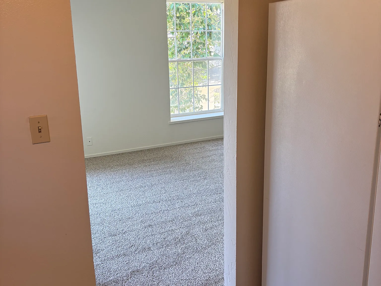 2 bed, 875 sqft, $2,850 — Photo 3