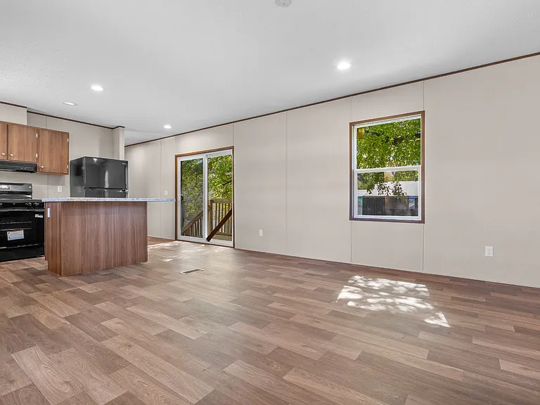 600 Ermine Rd #620 — Photo 4