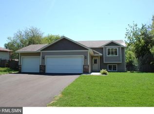 8255 Hyde Ave S, Cottage Grove, MN 55016