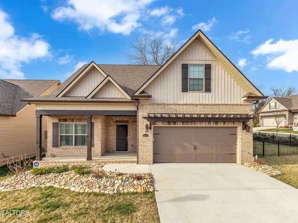 10101 Songbird Ln, Knoxville, TN 37931