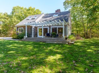 46 Crow Hollow Rd, West Tisbury, MA 02575