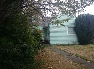 8030B Mary Ave NW, Seattle, WA 98117
