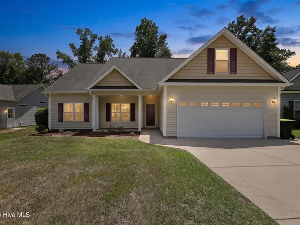8775 Lanvale Oaks Drive NE, Leland, NC 28451