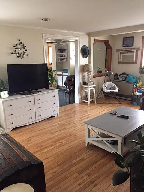 1 bed, 900 sqft, $1,655 — Photo 3