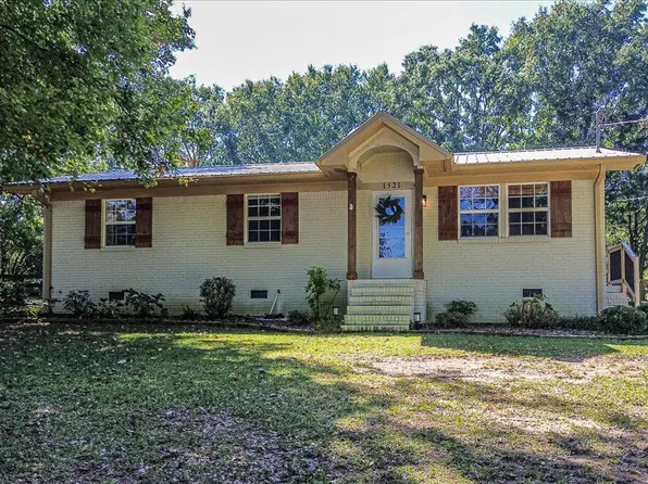 1521 Aiken Rd, Bogart, GA 30622